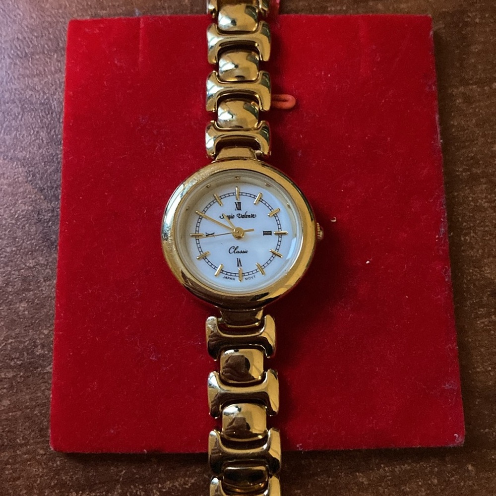 Sergio valentine Womens watch vintage gold style
